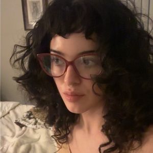 Meet your Posher, Bridgette